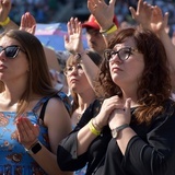 Uwielbienie "ChwałaMU" na stadionie Tarczyński Arena - cz. 1