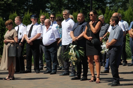 Jastrzębie-Bzie. Pogrzeb ks. Janusza Rudzkiego