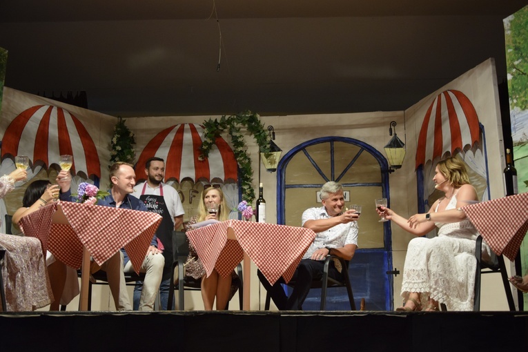 "Wakacje z księdzem" na Korabce