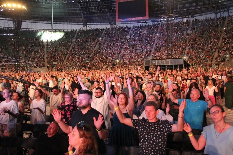 Uwielbienie "ChwałaMU" na stadionie Tarczyński Arena - cz. 2