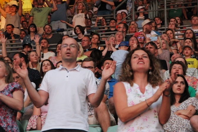 Uwielbienie "ChwałaMU" na stadionie Tarczyński Arena - cz. 2