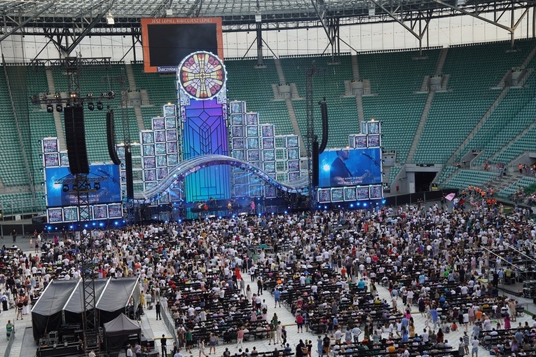 Uwielbienie "Chwała MU" na stadionie Tarczyński Arena - cz. 3