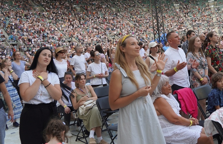 Uwielbienie "Chwała MU" na stadionie Tarczyński Arena - cz. 3
