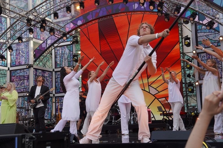 Uwielbienie "Chwała MU" na stadionie Tarczyński Arena - cz. 3