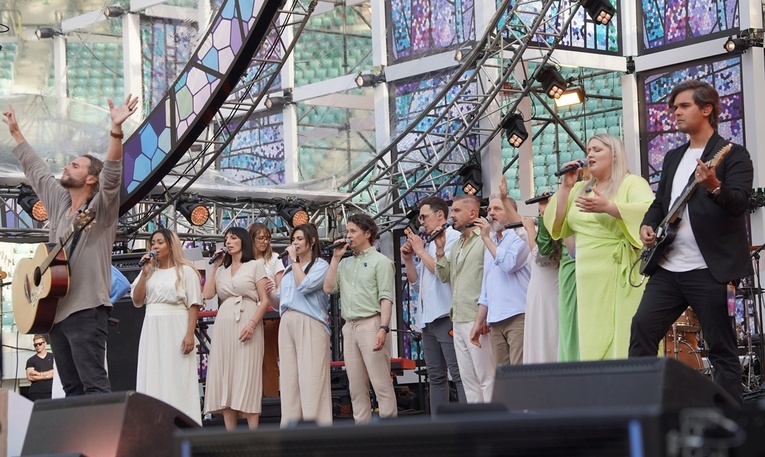 Uwielbienie "Chwała MU" na stadionie Tarczyński Arena - cz. 3