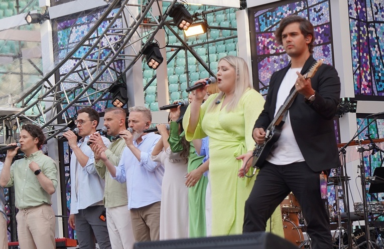 Uwielbienie "Chwała MU" na stadionie Tarczyński Arena - cz. 3
