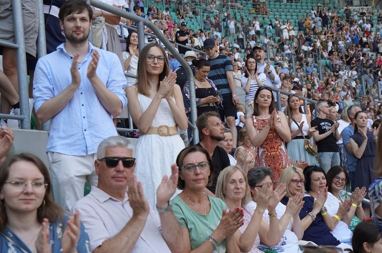 Uwielbienie "Chwała MU" na stadionie Tarczyński Arena - cz. 3