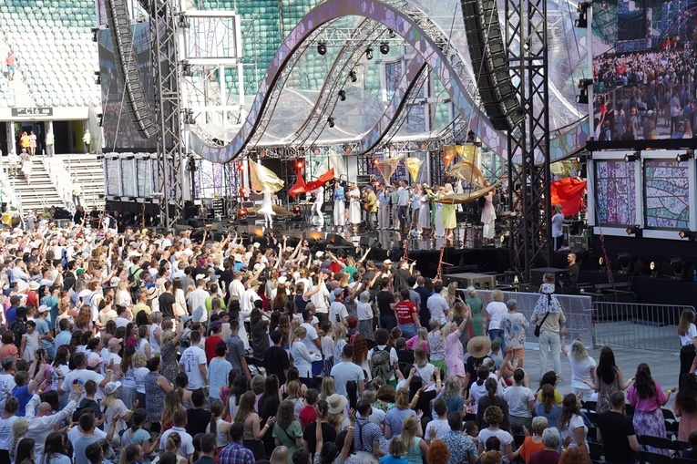 Uwielbienie "Chwała MU" na stadionie Tarczyński Arena - cz. 3