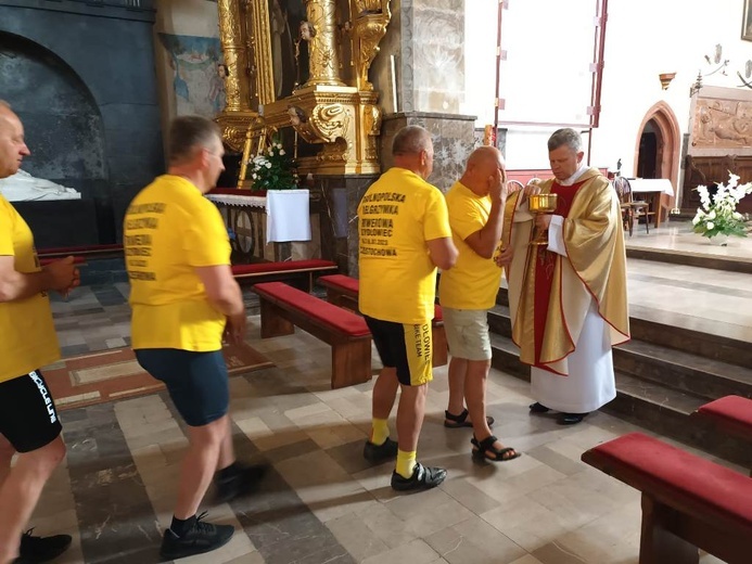 Rowerowy Szydłowiec pojechał do Czarnej Madonny