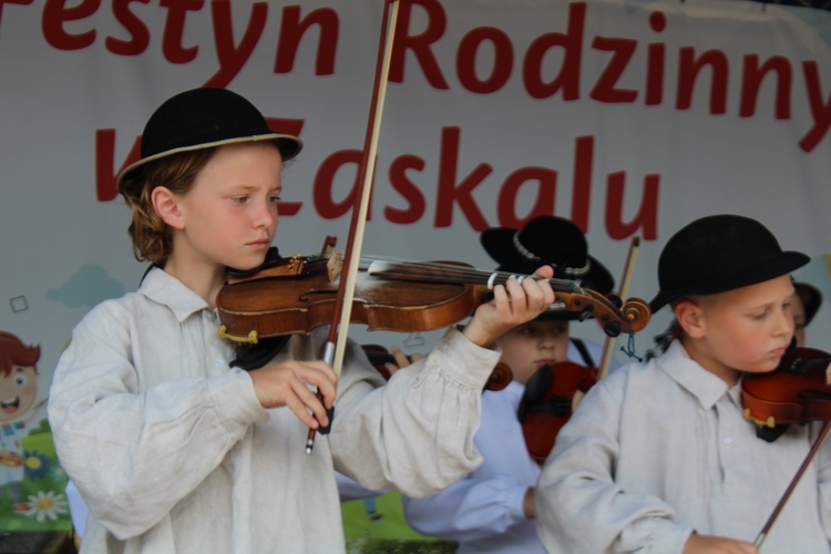 Zabawnie i rodzinnie w Zaskalu 