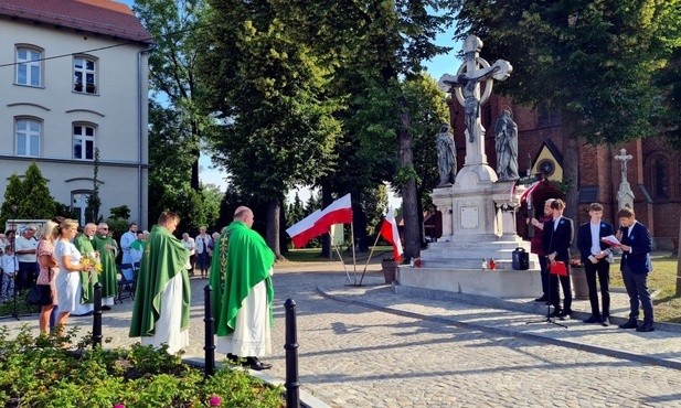 Mieszkańcy Bojkowa złożyli hołd ofiarom Wołynia