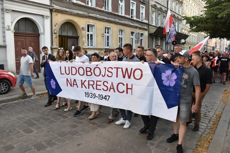 Marsz pamięci ku czci ofiar ludobójstwa na Wołyniu