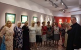 Uczestnicy wystawy w "Stalowej Galerii".