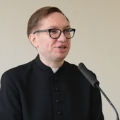 Ks. Łukasz Florczyk zaprasza na kurs "Biblia Formatora"
