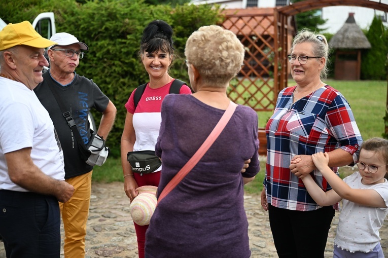 Pielgrzymka z Miastka do Sianowa