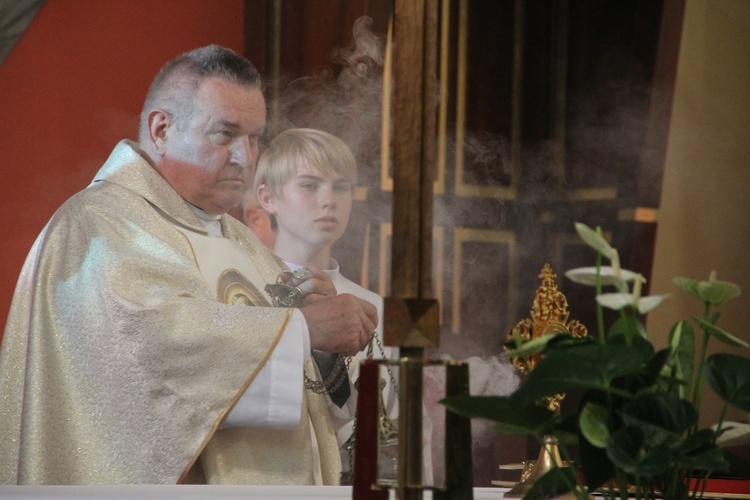 Brzesko. Wprowadzenie relikwii św. Andrzeja Boboli