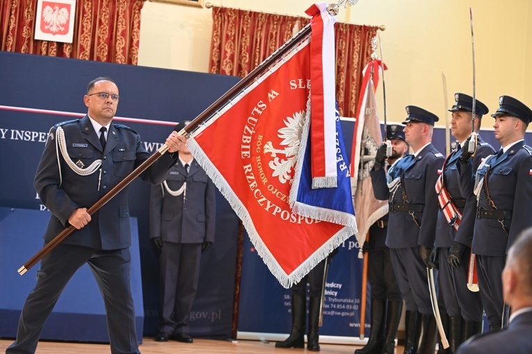 Poświęcenie i oddanie sztandaru Aresztu Śledczego w Świdnicy