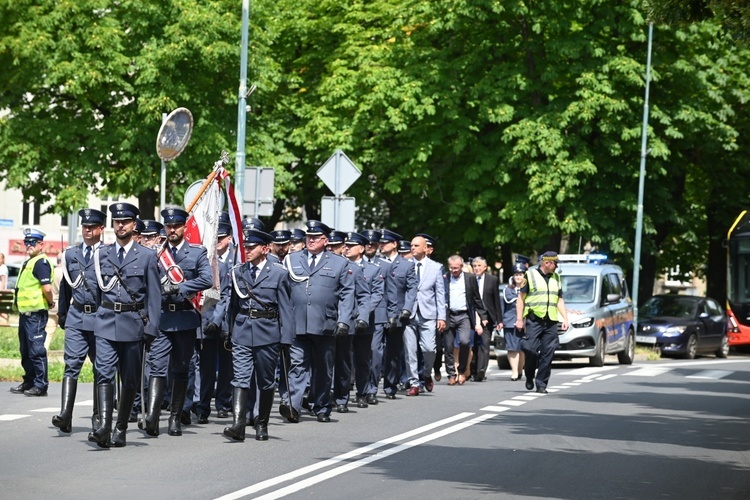 Poświęcenie i oddanie sztandaru Aresztu Śledczego w Świdnicy