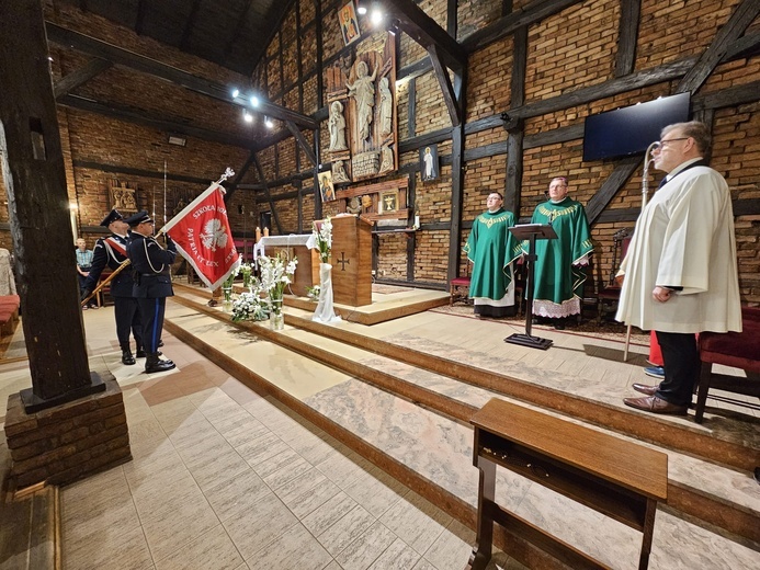 Msza św. z udziałem Szkoły Policji w Słupsku