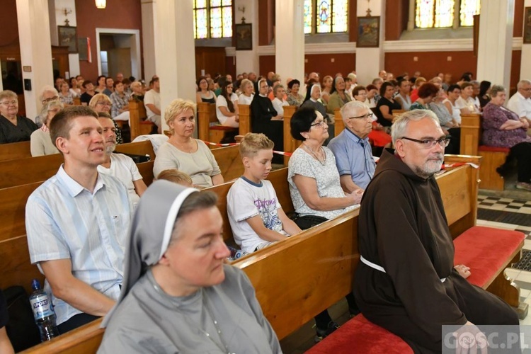 W Nowej Soli trwają rekolekcje z o. Johnem Bashoborą