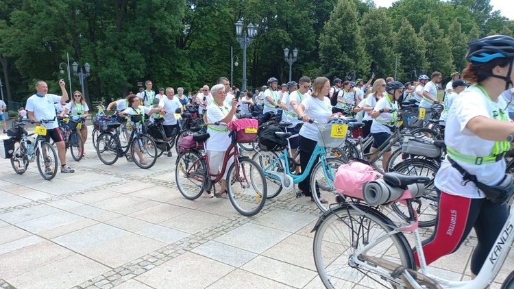 Wjazd pielgrzymów na Jasną Górę