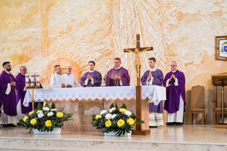 Ostatnie pożegnanie ks. dr. Alojzego Rotty