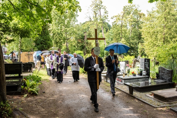 Ostatnie pożegnanie ks. dr. Alojzego Rotty