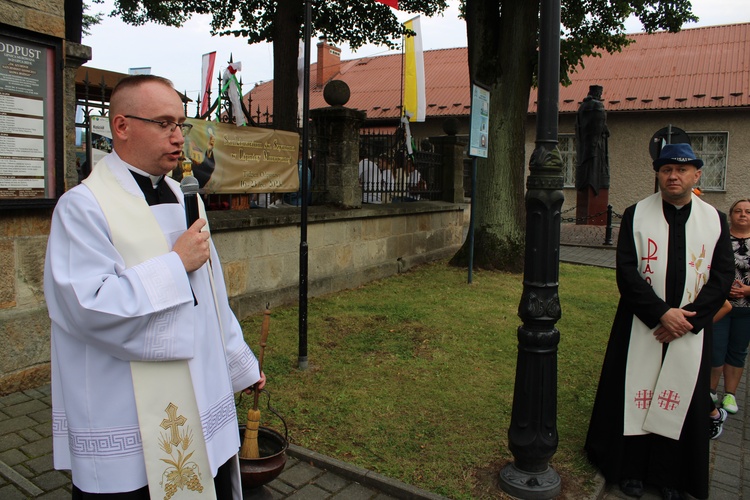 Z Łąkty do Lipnicy. Piesza pielgrzymka do św. Szymona