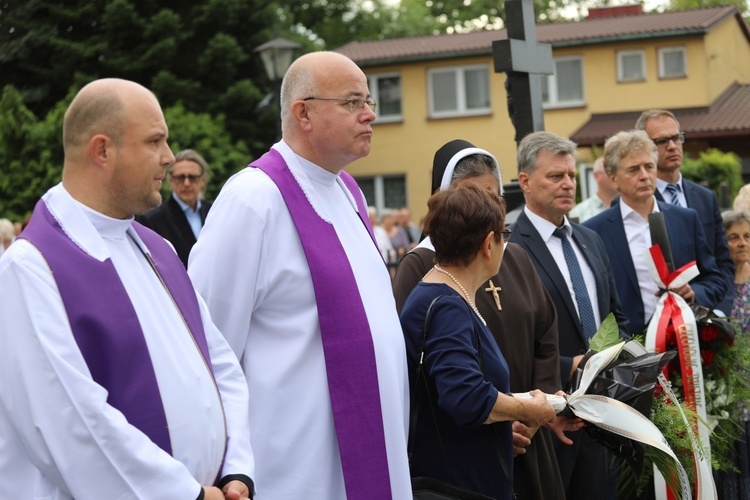 Ostatnie pożegnanie ks. kanonika Jerzego Jęczmionki