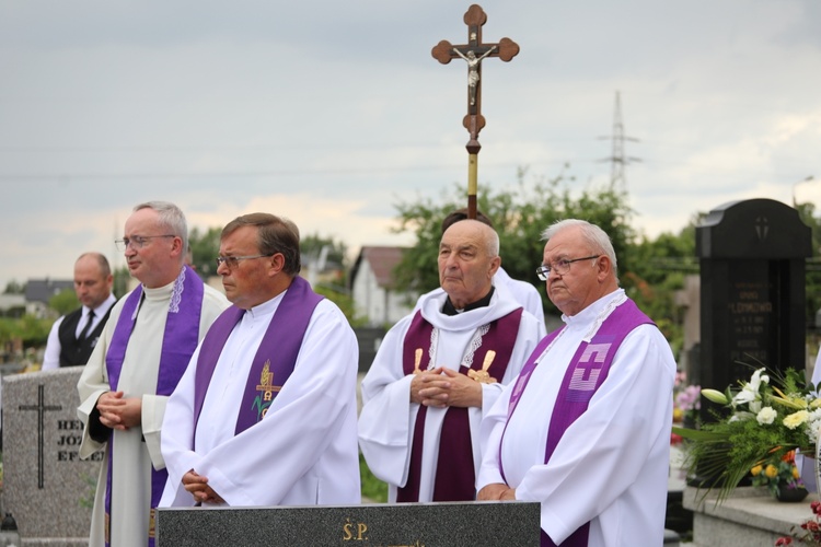 Ostatnie pożegnanie ks. kanonika Jerzego Jęczmionki