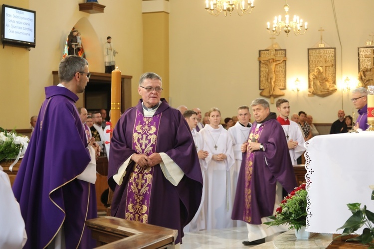 Ostatnie pożegnanie ks. kanonika Jerzego Jęczmionki