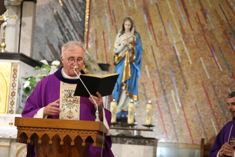 Ostatnie pożegnanie ks. kanonika Jerzego Jęczmionki