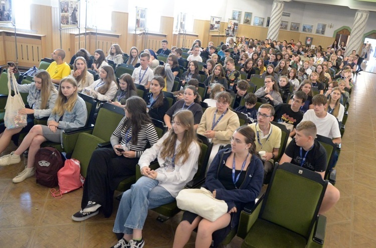 Dzień skupienia obozu Fundacji "Dzieło Nowego Tysiąclecia"