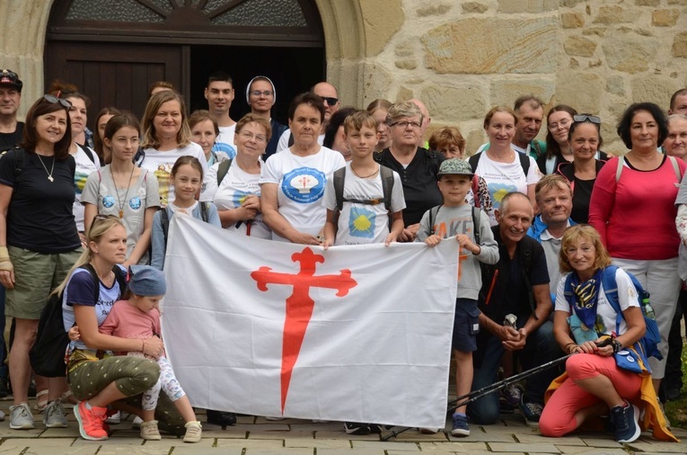 Z Dębna przez Szczepanów do Brzeska