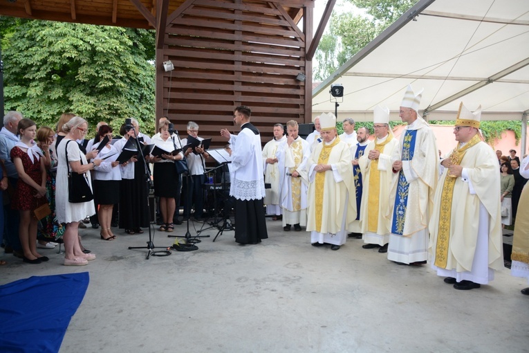 Koronacja obrazu Matki Bożej w Kietrzu