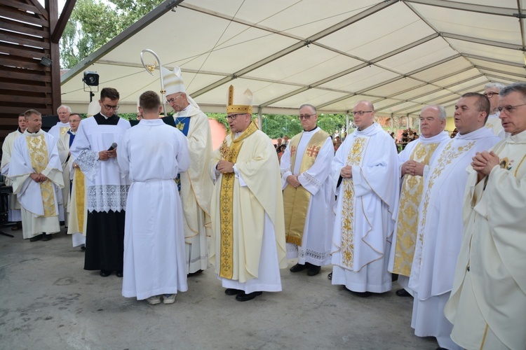 Koronacja obrazu Matki Bożej w Kietrzu