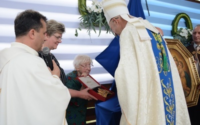 Korona Pojednania w czasach napięć i wzajemnego nastawania na siebie