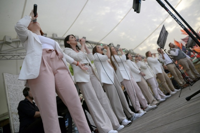 Koncert zespołu Tylko Ty na zakończenie obozu FDNT