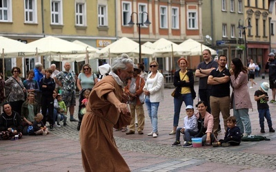 W pierwszy weekend sierpnia Opole opanują teatry uliczne