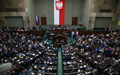 Sejm: Komisja ds. UE za prezydenckim projektem ustawy o współpracy władz ws. przewodnictwa Polski w Radzie UE