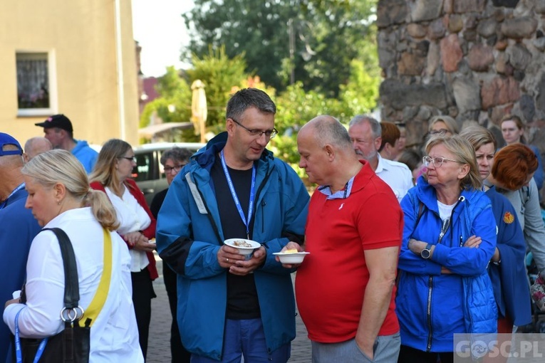 Z Rzepina na Jasną Górę