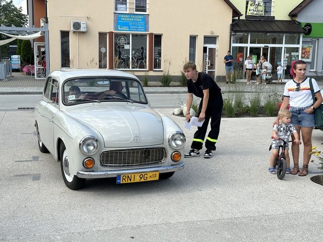 Gorzyce. II Retrotłoki