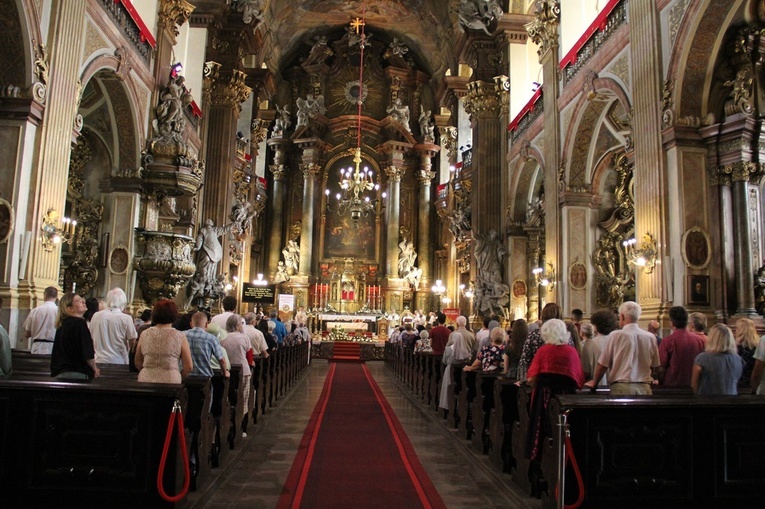 325 lat kościoła uniwersyteckiego