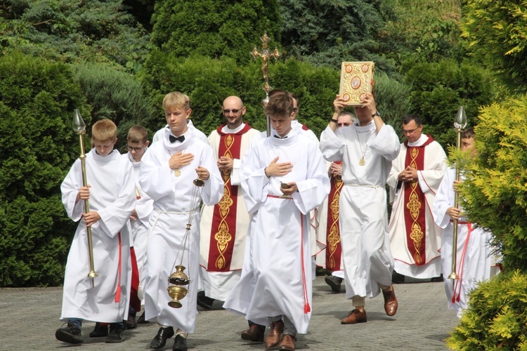 Krużlowa. Rozpoczęcie odpustu ku czci Chrystusa Przemienionego