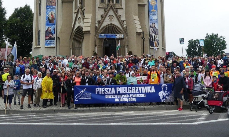 Najliczniej wyruszą w drogę z Hałcnowa pielgrzymi z całej diecezji.