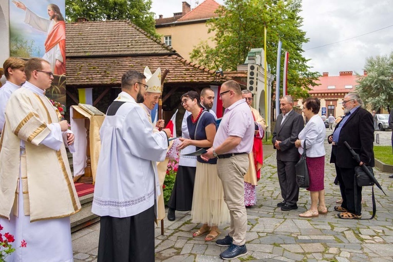 Pierwsze dni odpustu na sądeckiej górze Tabor