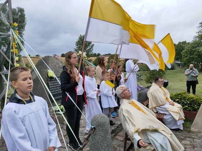 Papieski Złocieniec