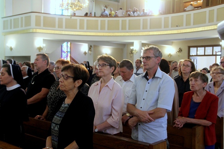 Dębica. 50-lecie parafii pw. Matki Bożej Anielskiej