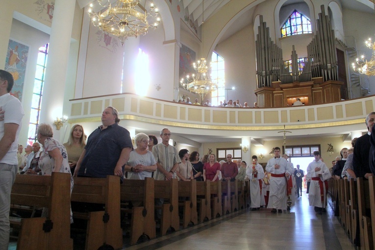 Dębica. 50-lecie parafii pw. Matki Bożej Anielskiej