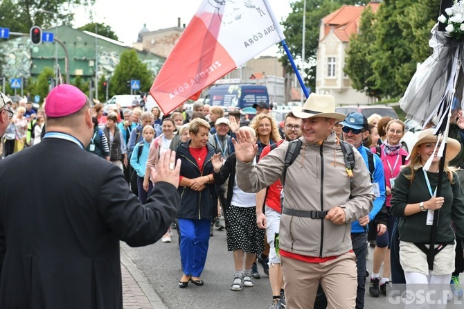 Z Zielonej na Jasną Górę